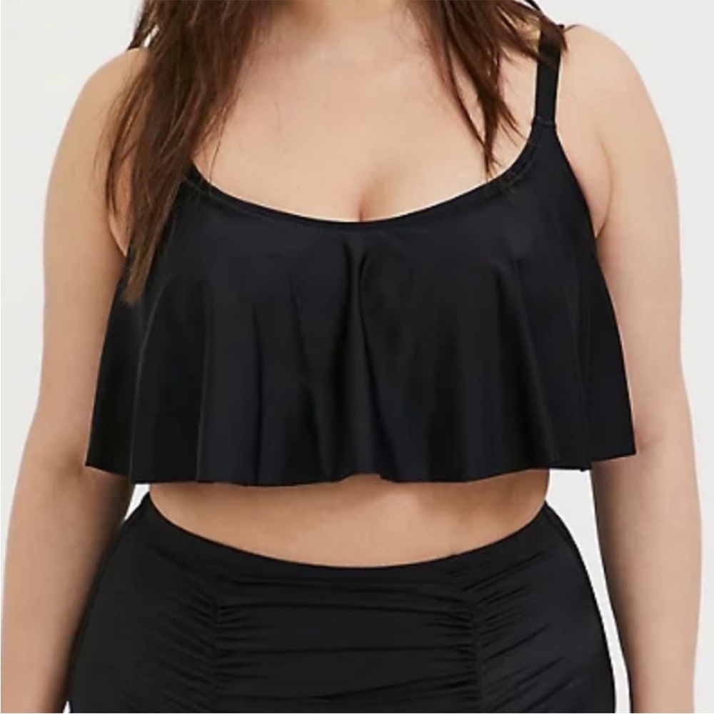 Torrid Wireless Flounce Bikini Top Sz 3 Black